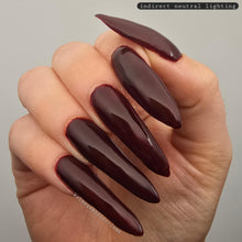 Load image into Gallery viewer, Candlelight Kiss