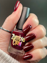 Load image into Gallery viewer, Candlelight Kiss