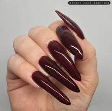 Load image into Gallery viewer, Candlelight Kiss