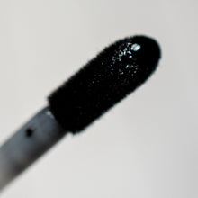 Load image into Gallery viewer, Onyx Liquid Matte Lipstick